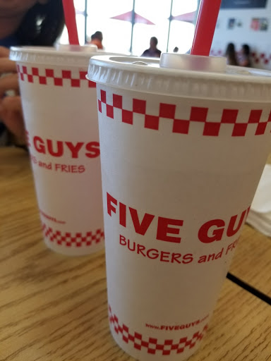 Fast Food Restaurant «Five Guys», reviews and photos, 1689 Campbell Ln, Bowling Green, KY 42104, USA