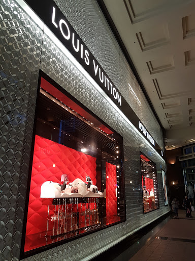 Louis Vuitton, Window display at ION Orchard, Orchard Road …