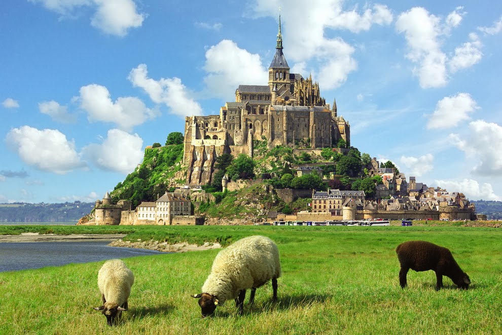 The island of Mont Saint-Michel