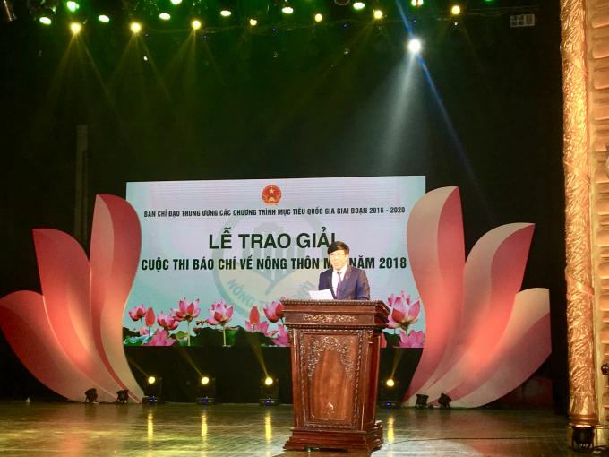 Đồng chí Hồ Quang Lợi, Phó Chủ tịch Thường trực Hội Nhà báo Việt Nam phát biểu tại lễ trao giải. Ảnh: Hoàng Huy