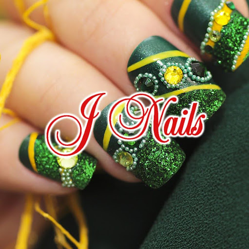 J Nails salon