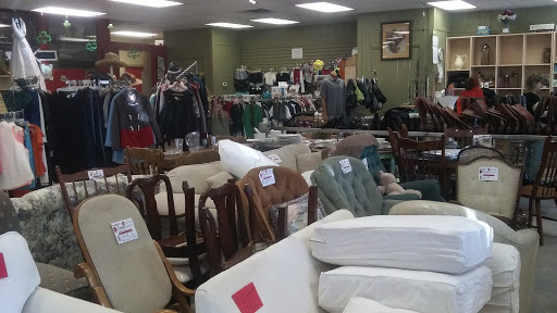 Thrift Store «Interfaith Emergency Services Thrift Store», reviews and photos, 718 N Pine Ave, Ocala, FL 34475, USA