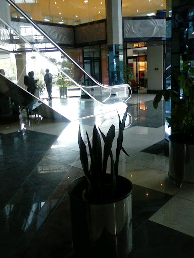 SAFARICOM SHOP WESTGATE