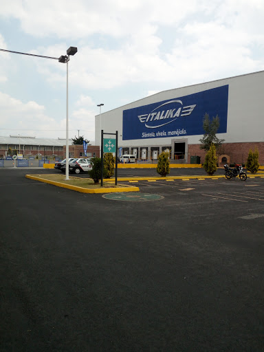 ITALIKA, Calle Cuarta Norte, Parque Industrial 4, Parque Industrial Toluca 2000, Toluca, Méx., México, Taller de reparación de motos | Toluca