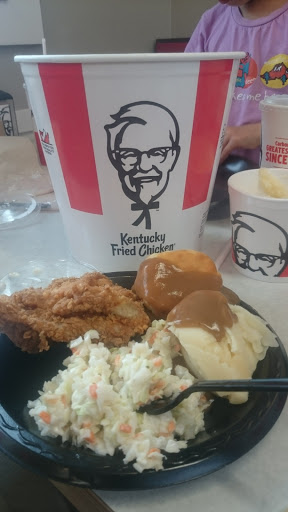Fast Food Restaurant «KFC», reviews and photos, 2800 Lone Oak Rd, Paducah, KY 42003, USA