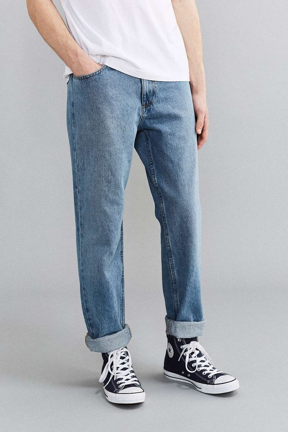 Quần Jeans ống đứng