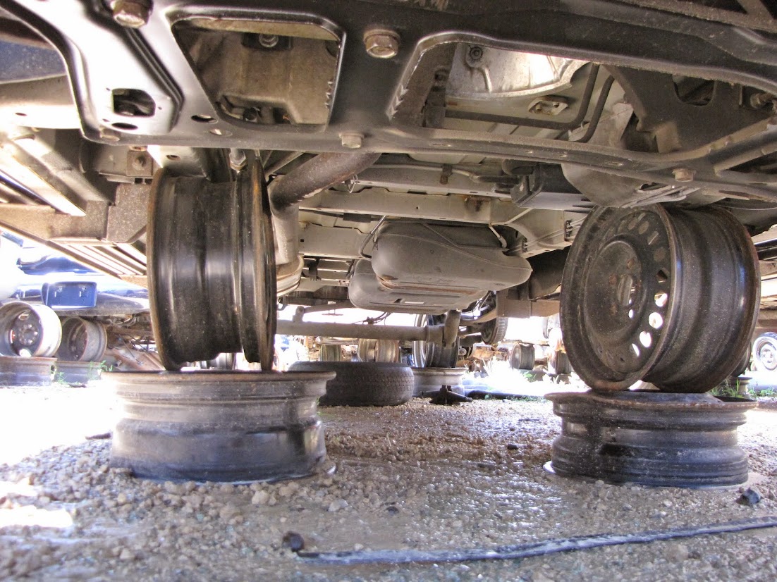Need photos of underbody / undercarriage The Chrysler