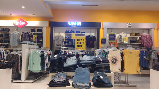 Central, Pandri Rd, Pandri, Raipur, Chhattisgarh 492001, India, Plus_Size_Clothing_Store, state CT