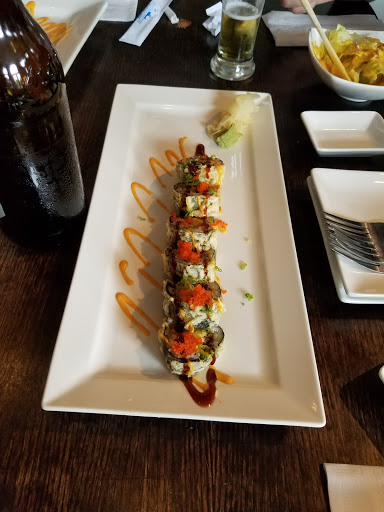 Restaurant «Kumo Sushi Hibachi», reviews and photos, 7 Elm St, New Haven, CT 06510, USA