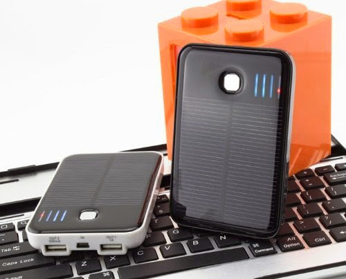  Portable Charger Solar Powerbank 5000 Mah High Quality for Iphone 5 Samsung Ipad (Black)