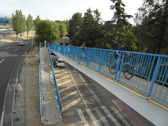 Ruta en bici de Madrid a Manzanares el Real por el GR-124, junio 2012
