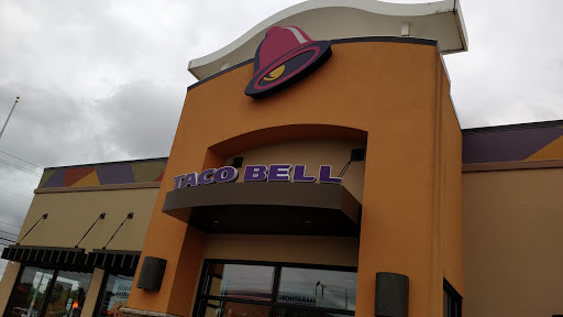 Mexican Restaurant «Taco Bell», reviews and photos, 940 N Leavitt Rd, Amherst, OH 44001, USA