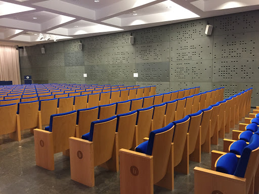 Biblioteca Facultat Comunicació i Relacions Internacionals Blanquerna - Universitat Ramon Llull