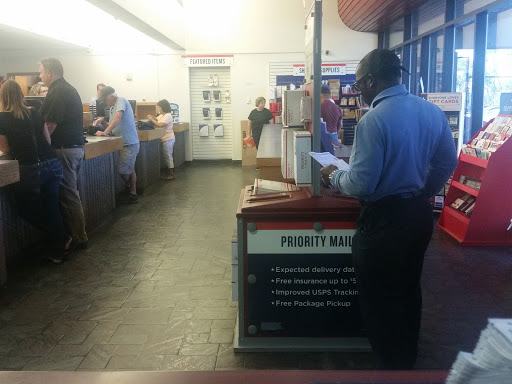 Post Office «US Post Office», reviews and photos, 4949 E Van Buren St, Phoenix, AZ 85026, USA