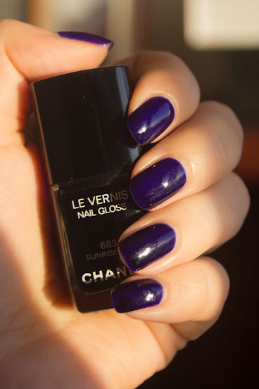 Chanel Le Vernis Nail Gloss #683 Sunrise Trip