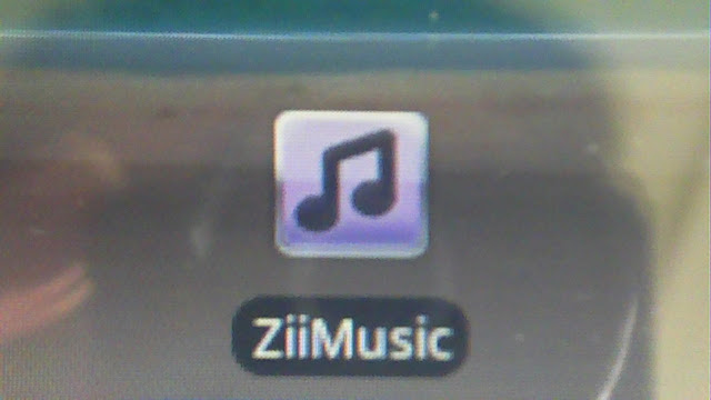 creative ziio 10