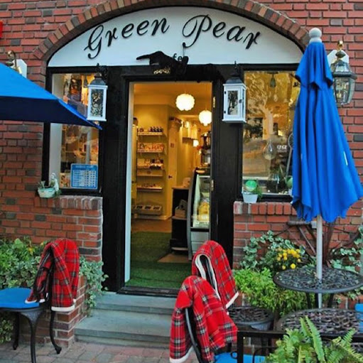 Green Pear Cafe logo