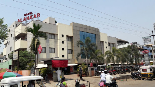 Hotel Alankar, Bus Stand Rd, Shaniwar Peth, Karad, Maharashtra 415110, India, Indoor_accommodation, state MH