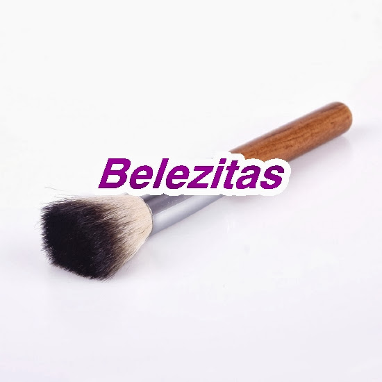 lh4.googleusercontent.com/-zIt2qf6K01Q/UhwRj29kRXI/AAAAAAAAJ88/ZBTROuAx9Yg/s550-no/Powder+Foundation+Makeup+Brush+Flat+Top+Brush+Wood+Handle.jpg