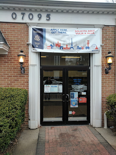 Post Office «US Post Office», reviews and photos, 60 Main St, Woodbridge, NJ 07095, USA