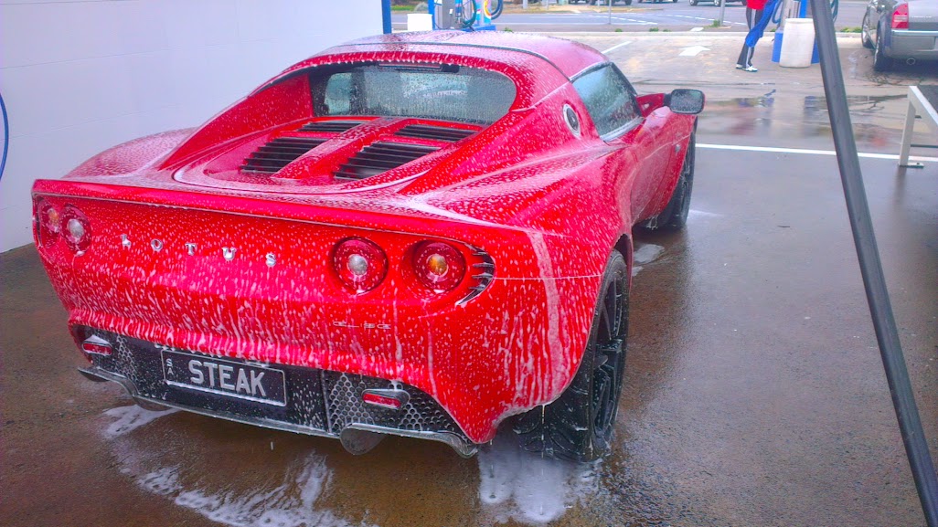 Lotus Elise 111R car wash