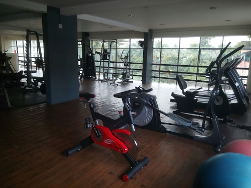 Fitness Lounge, Family Fitness Centre,Tripunithura, 3rd Floor, Rambal Yuteeka, opposite Varma Hospital, Above Nilgiri Super, Market,, Refinery Road, North Fort ., Tripunithura, Kerala 682301, India, Fitness_Centre, state KL