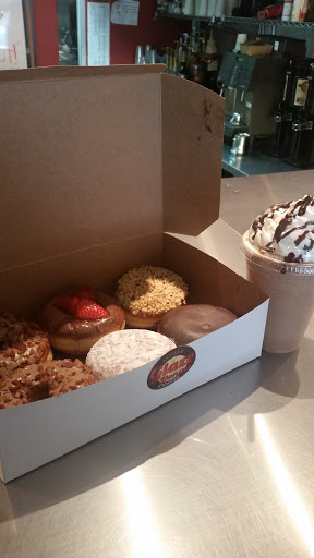 Coffee Shop «Glaze Donuts», reviews and photos, 358 River Rd, New Milford, NJ 07646, USA