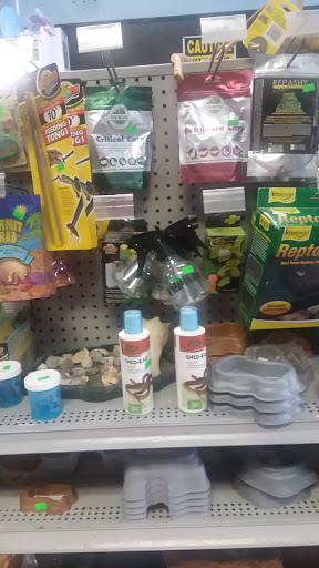 Pet Store «Specialty Pets», reviews and photos, 3 Bank St, Nitro, WV 25143, USA