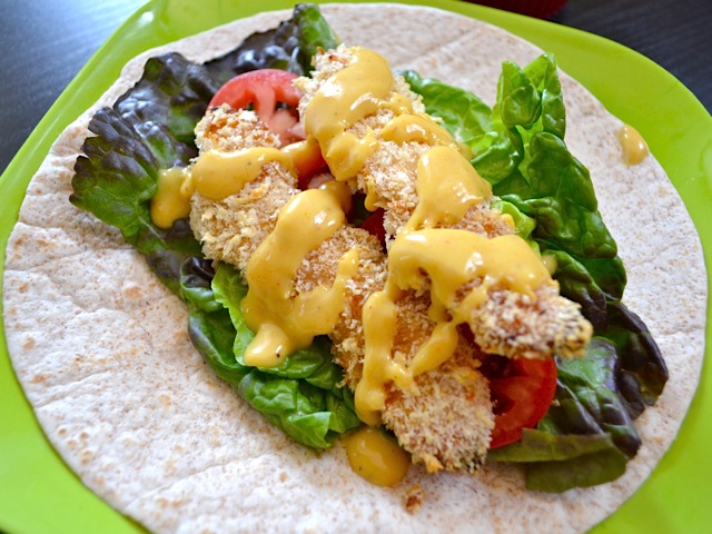 honey mustard chicken wrap (using chicken strips, lettuce and tomato, wrapped in tortilla). 