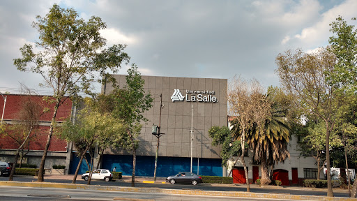 Estacionamiento La Salle II (Central Estacionamientos), Av. Benjamín Franklin 26, Miguel Hidalgo, 87050 Miguel Hidalgo, CDMX, México, Aparcamiento | Ciudad de México