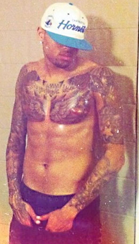 Chris Brown Leaked Nude Photos Are All Over The Internet Now.