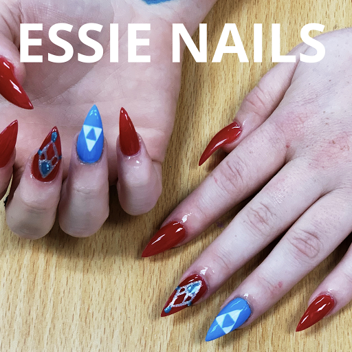 Essie Nails & Spa logo