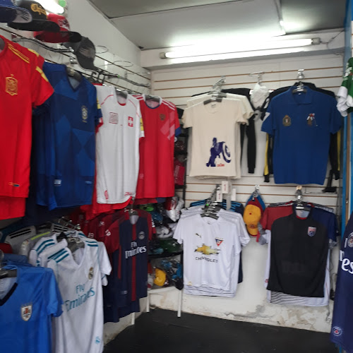 Opiniones de C&D en Quito - Tienda de ropa