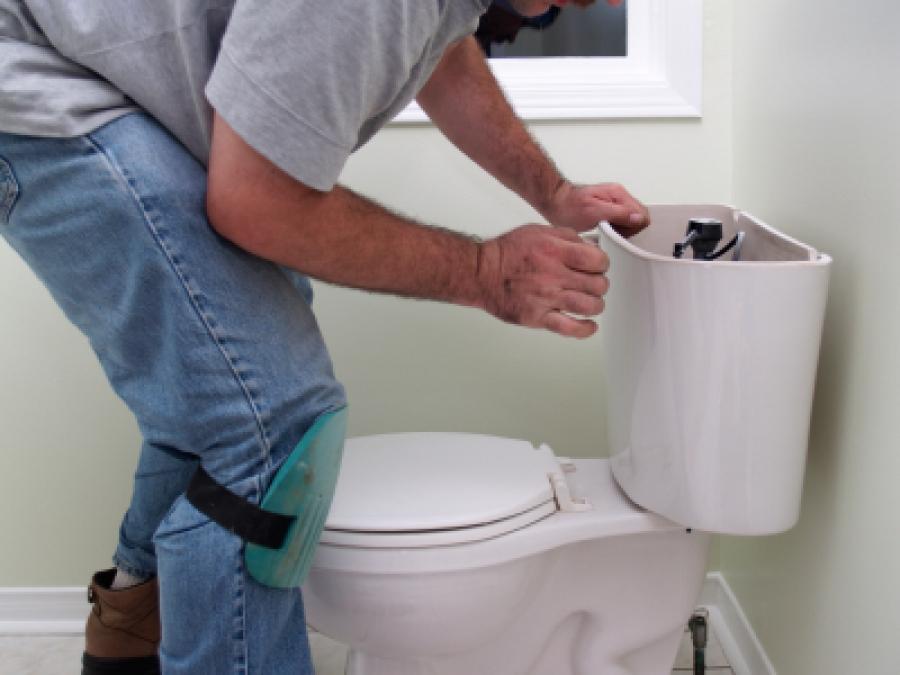 Fix-a-Leaky-Toilet.jpg