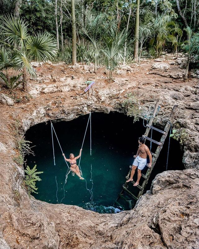 Cenote Calavera, Tulum, México