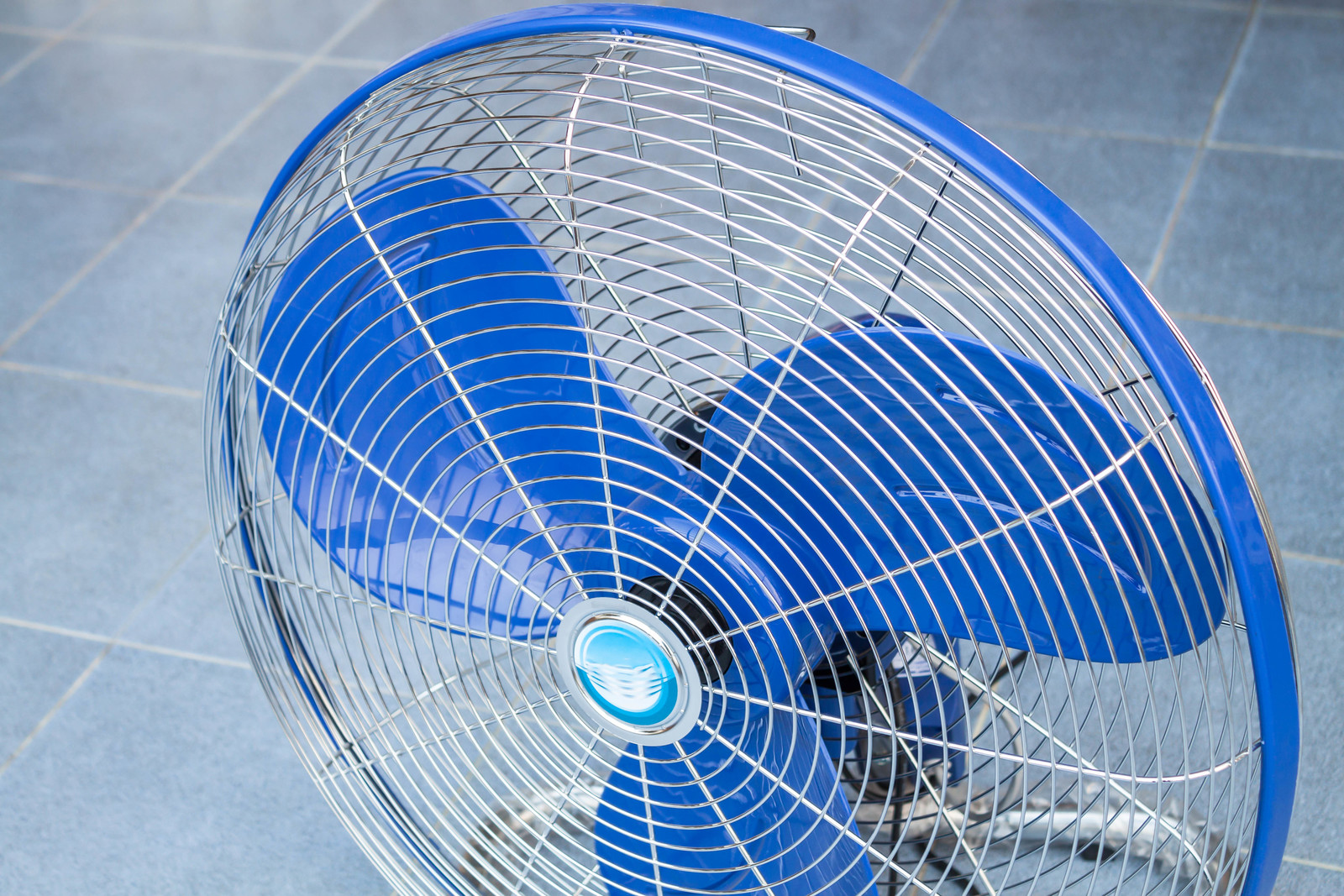 high velocity floor fan