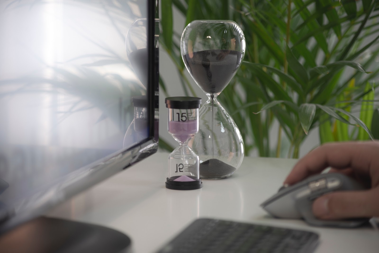 Hourglass on desk - metaverse blog