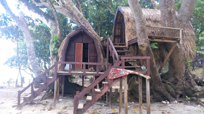 Penginapan Pantai Sendiki