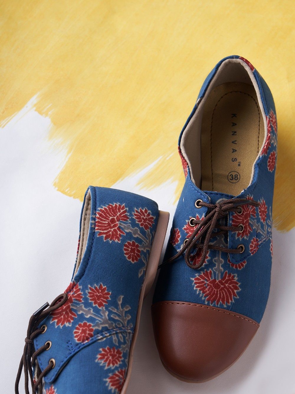 the loom - Blue Printed Cotton Shoes