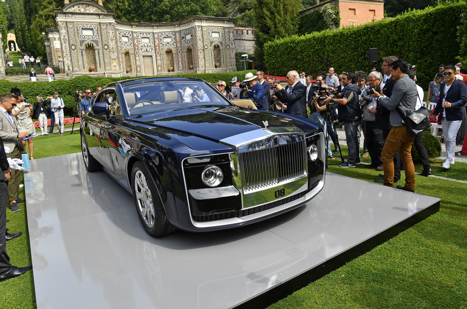 rolls-roys-sweptail-sun-lead.jpg