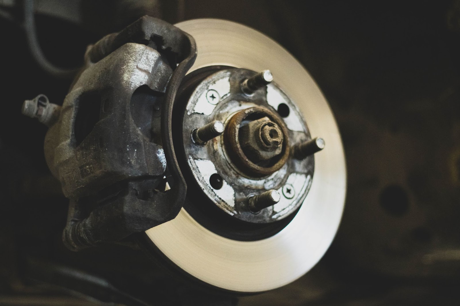 Screeching, Squeaking, Grinding? 5 Signs Your Brakes Need a Pro Check