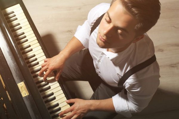 Địa chỉ chỉnh dây đàn Piano chuyên nghiệp giúp bạn chơi được những giai điệu chuẩn hay