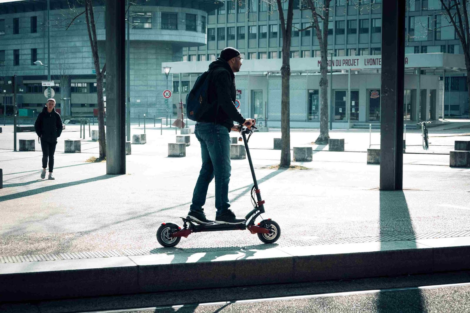 varla adult electric scooter