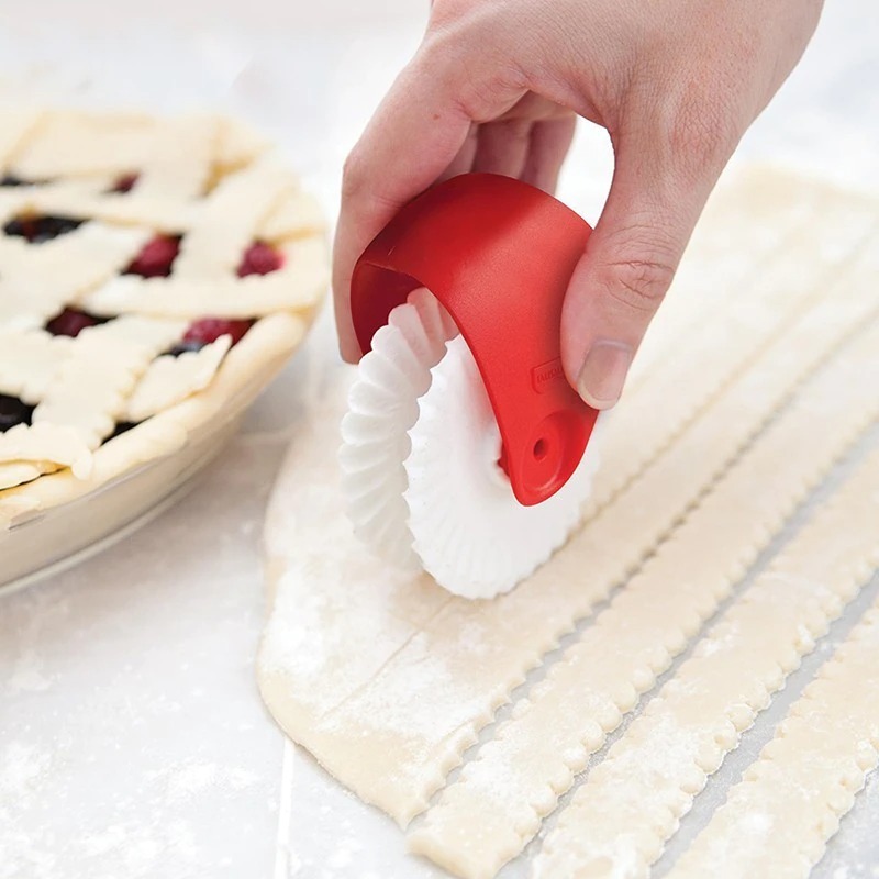 1pc Kitchen Baking Tool Patterned Roller Pastry Cutter, Cookie