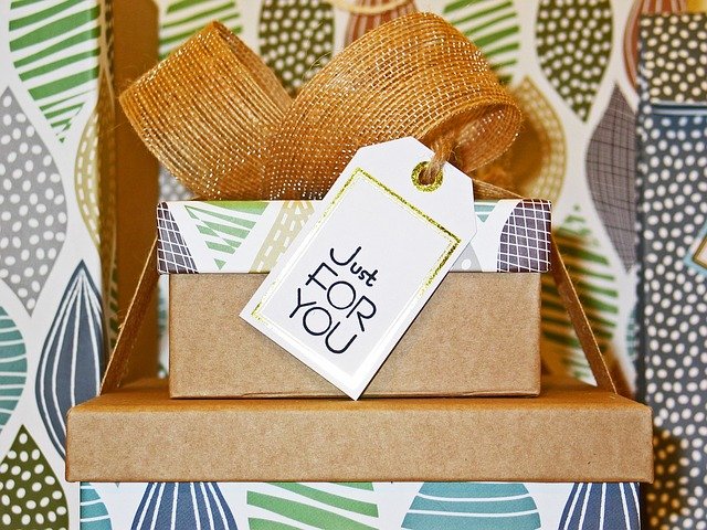 a surprise gift pack is an ideal thing to bring on vacation