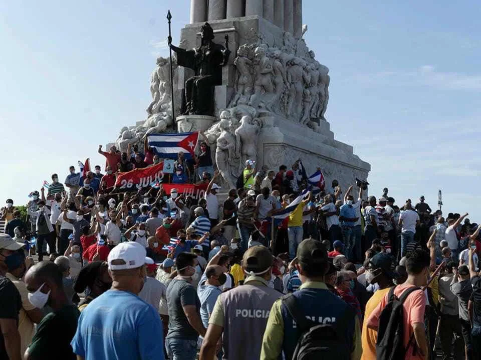 CUBA BIỂU TÌNH, MIẾN ĐIỆN, HONGKONG, VENEZUELA VÀ TRƯỚC ĐÓ LÀ THẢM SÁT THIÊN AN MÔN, NAY LÀ PHONG THÀNH TẠI VIỆT NAM - BÀI HỌC ĐỂ XÓA SỔ CỘNG SẢN