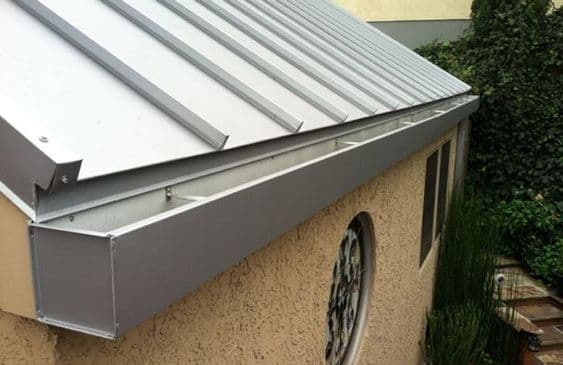 Ưu điểm của máng xối composite so với máng xối Tôn, Inox 