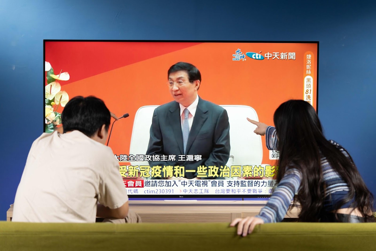 平價 QLED TV 選購攻略！INCLO 65QUG100 開箱評測 ｜QLED 量子點、智慧電視、追劇電視、HDR 電視、Apple TV、Chromecast、Android TV｜科技狗 - 4K, 4K電視, Android TV, Google TV, HDR, HDR10, INCLO, 智慧電視, 色彩準確度, 電視評測, 電視開箱, 顯示器 - 科技狗 3C DOG