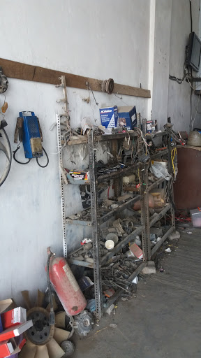 ميكانيكا خفيفة للسيارات 