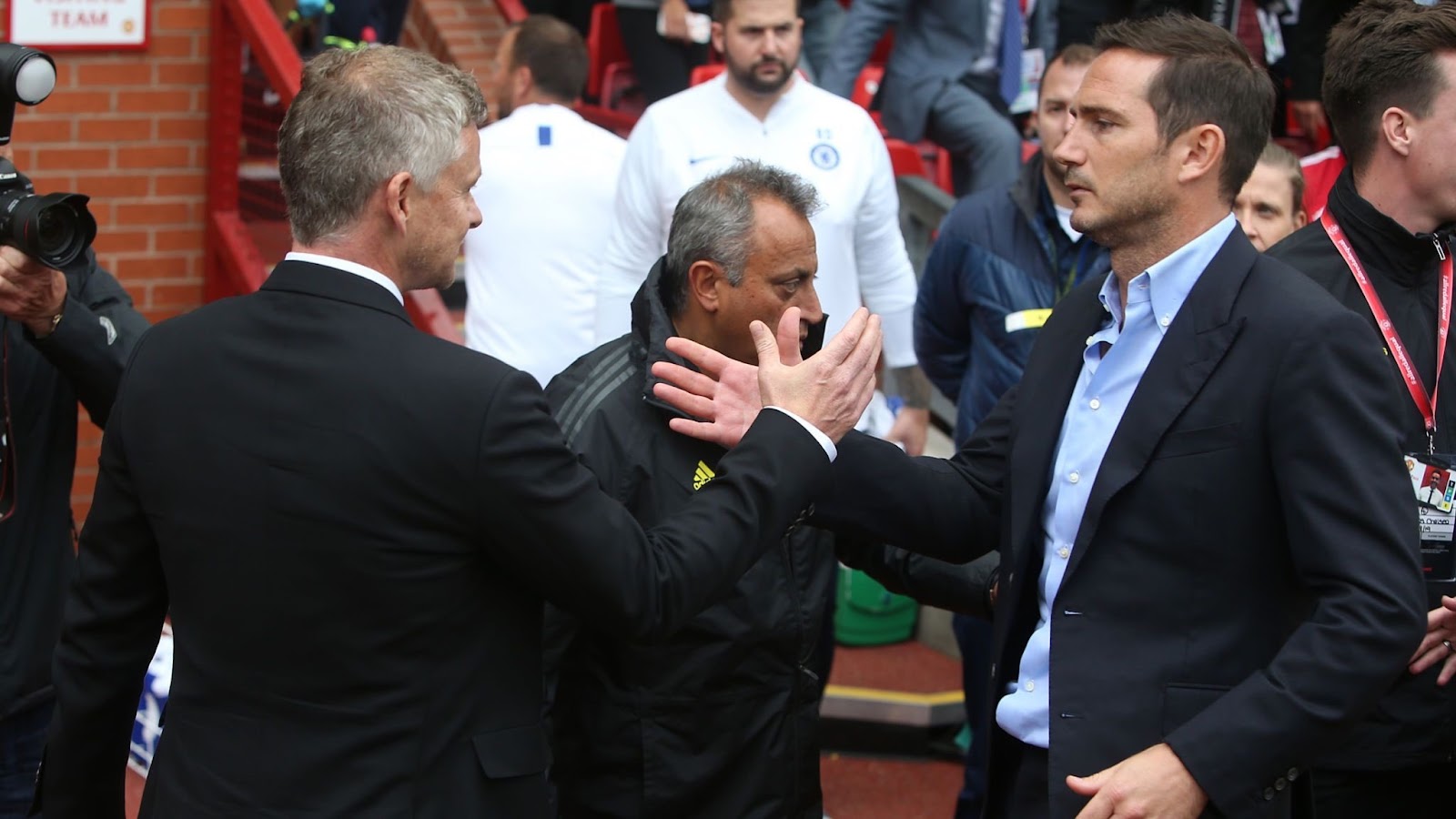 Ole Gunnar Solskjaer and Frank Lampad after Man United thrash Chelsea 4-0 in the Premier League